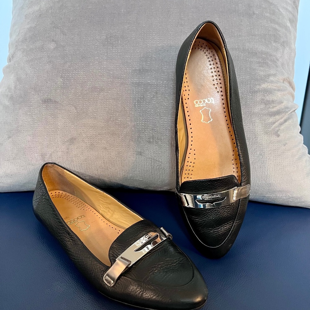 Coach black leather ballet flat women's size 8.5 B